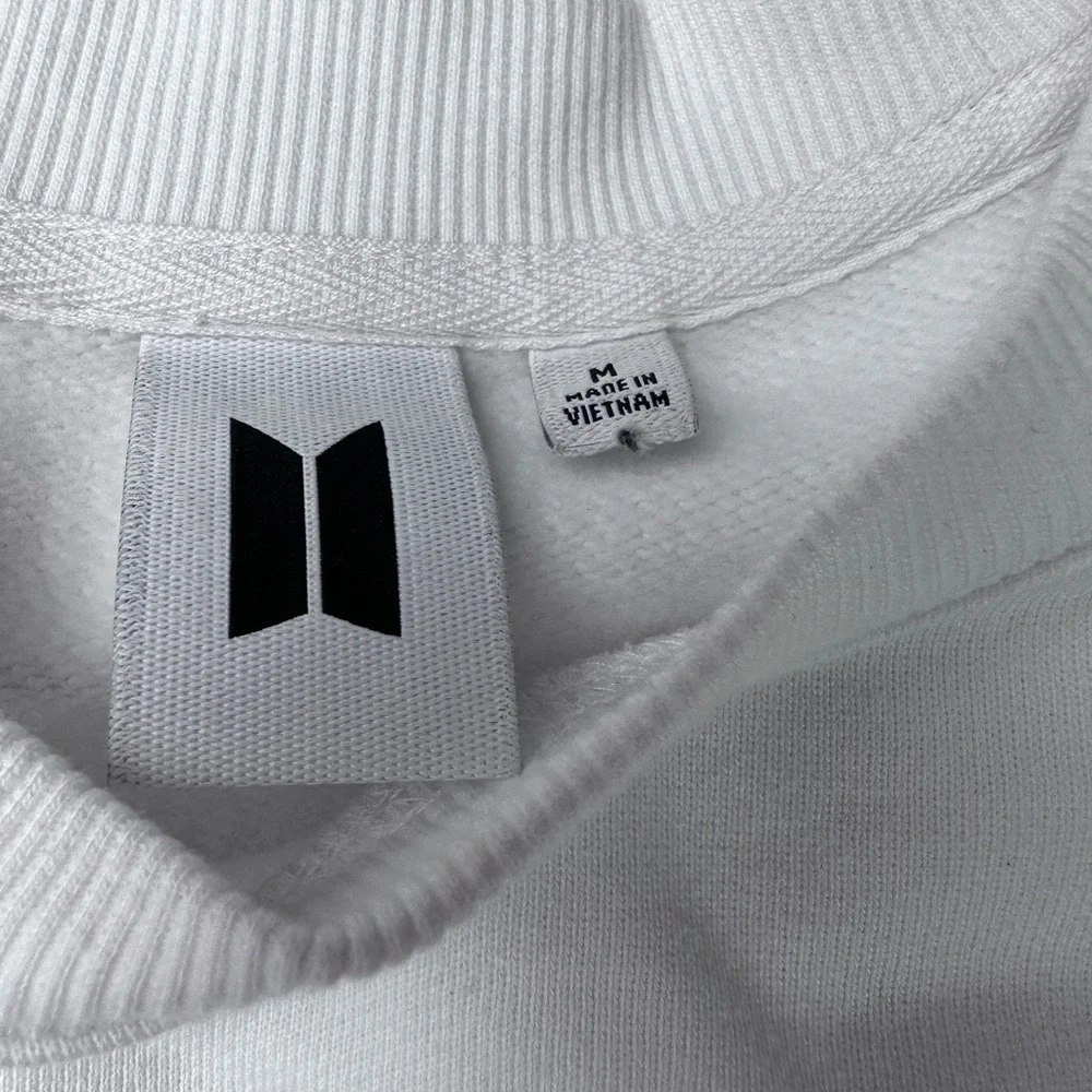 BTS Pop-Up Shop MOTS Black‎ Swan SweatshirtVer 01M. SZ Medium